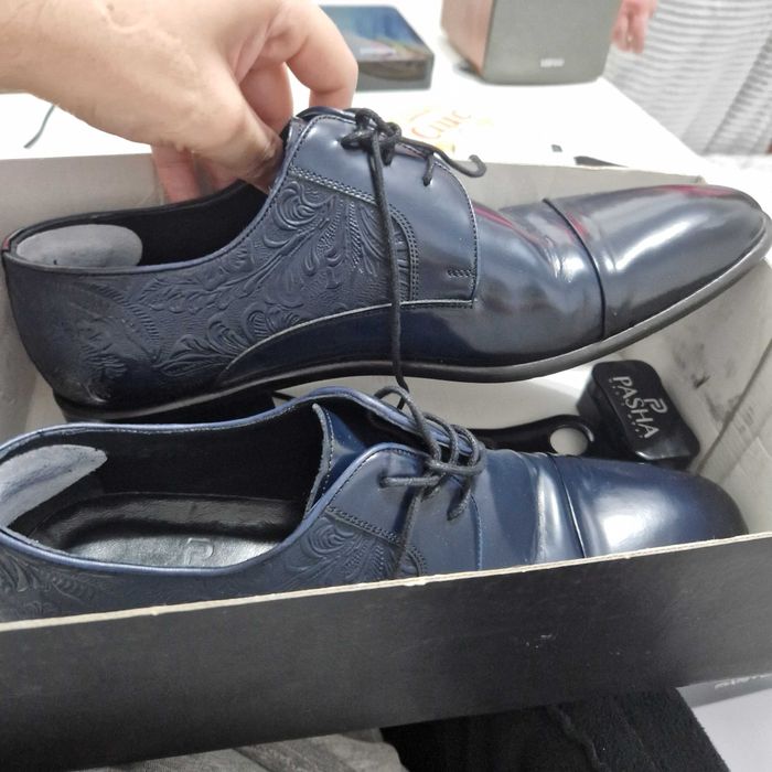 Costum cu guler rusesc, pentru ceremonii, super elegant si pantofi