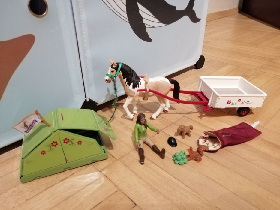 Schleich Horse Club комплект приключение с кон, ездачка, палатка