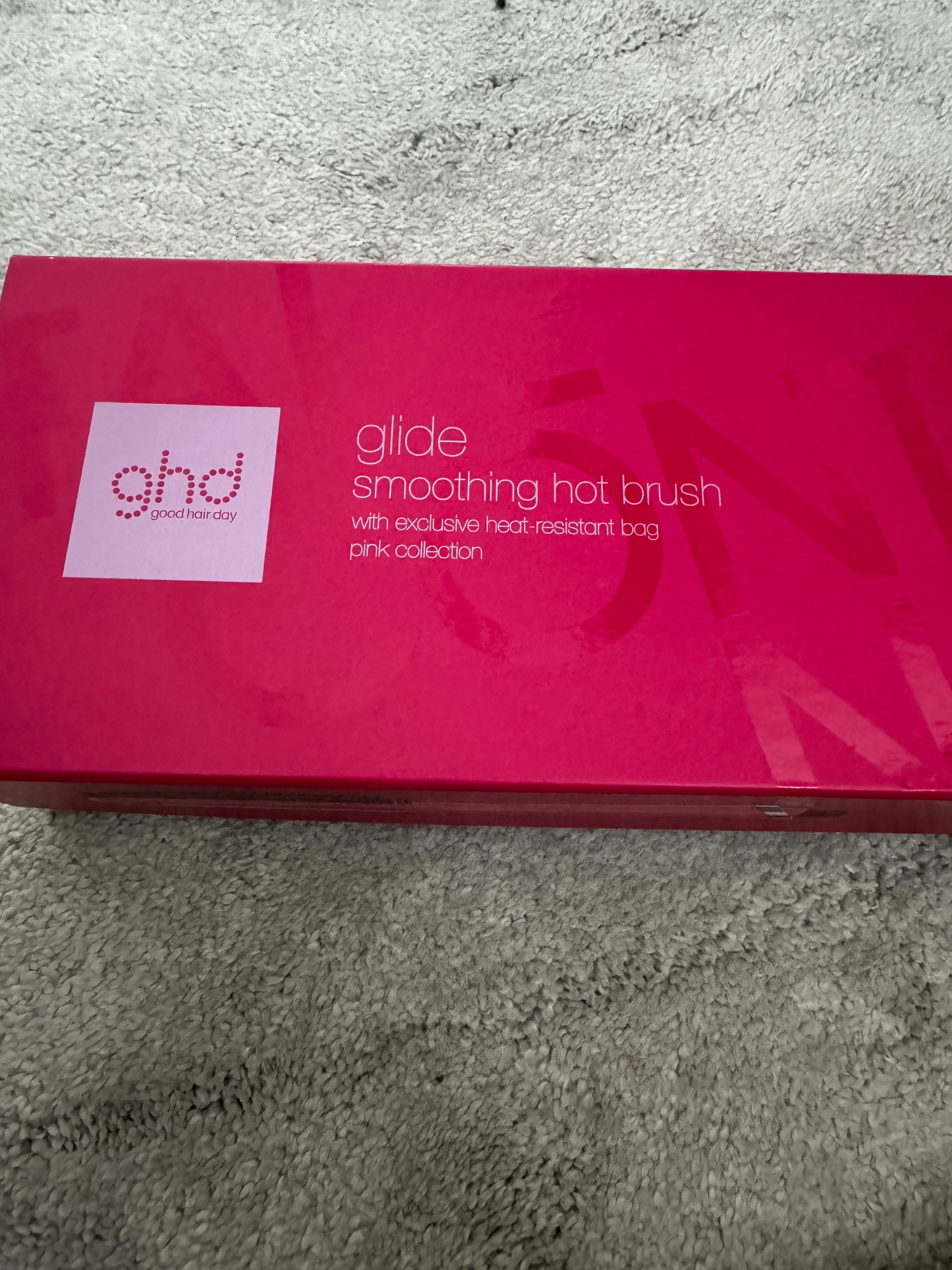 GHD Hot brush нова