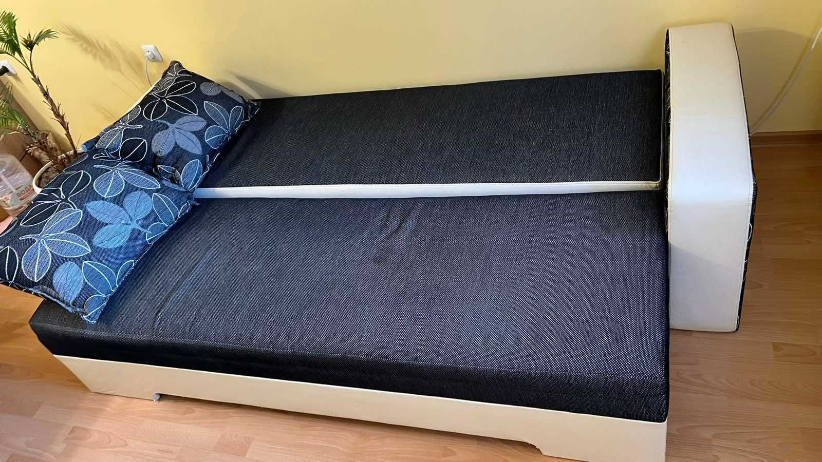 Диван 230cm x 83cm x 40cm