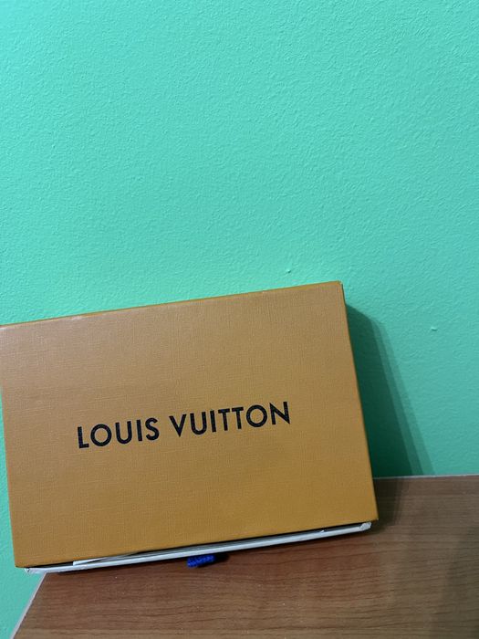 Louis vuitton card holder (портфейл тип картодържател)