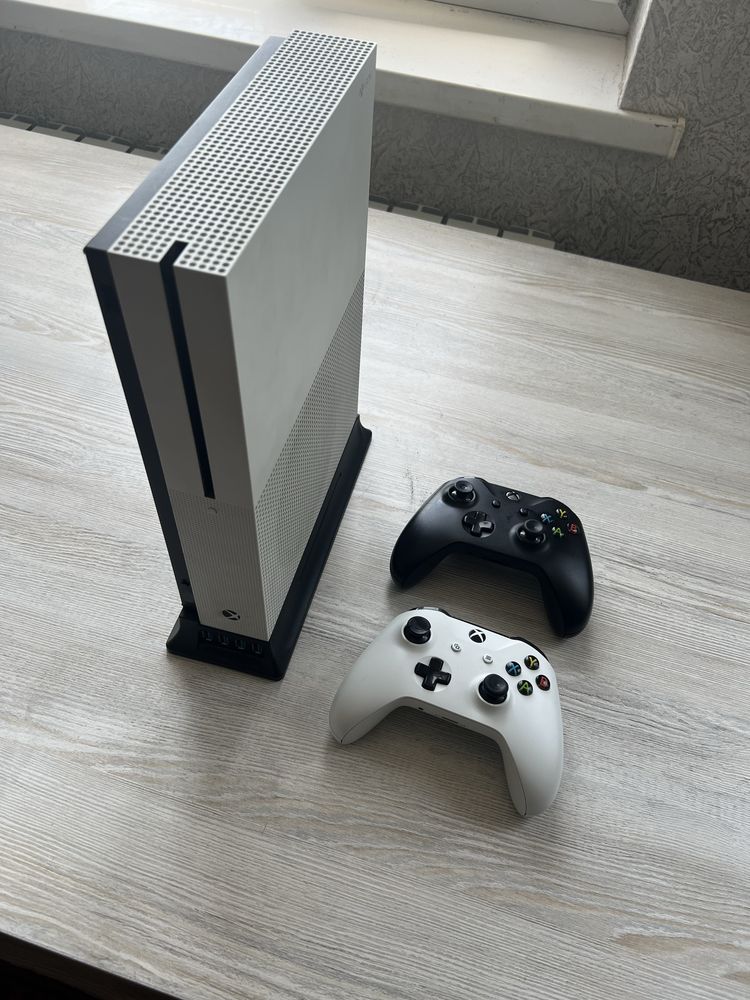 Xbox one s, 512 gb, 2019