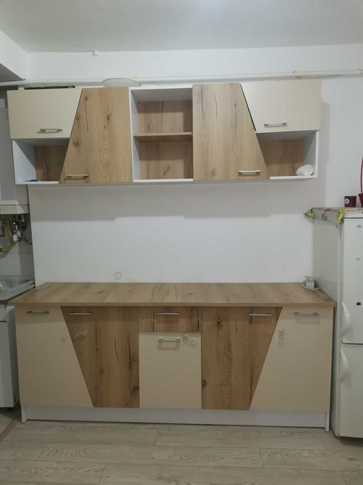 Închiriez apartament 2 camere zona unirii