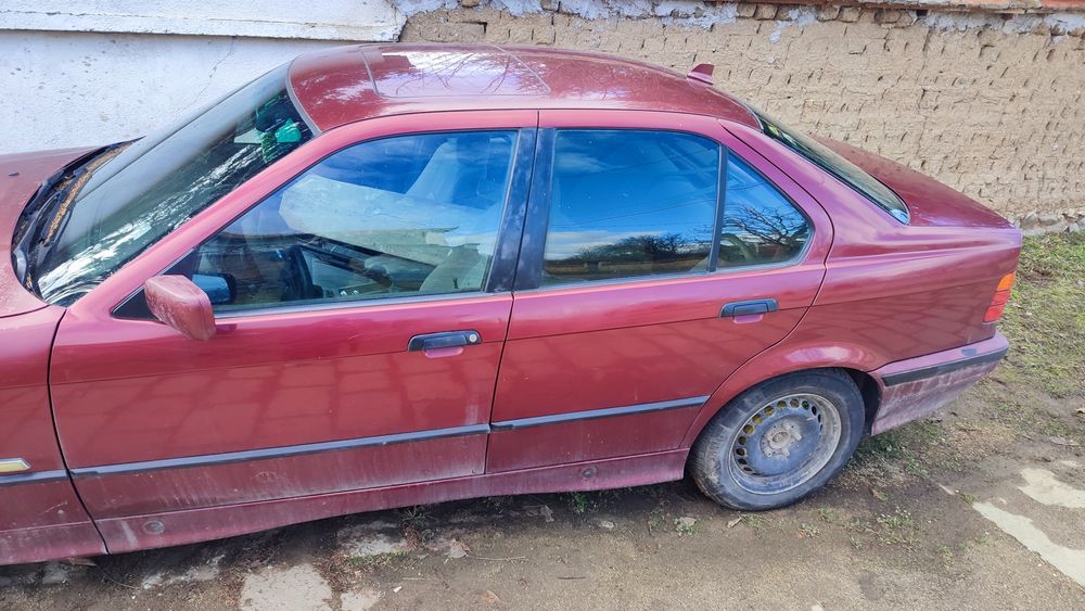 BMW E36 на части М40B18