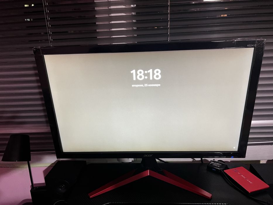 Продавам геймърски монитор Acer 24.5” – 165Hz, Full HD, 1ms, VA панел
