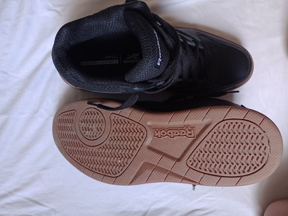 Papuci Reebok noi