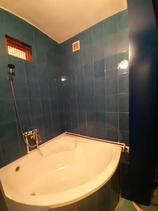 Giper yonda 2 xonali kv ijaraga beriladi.