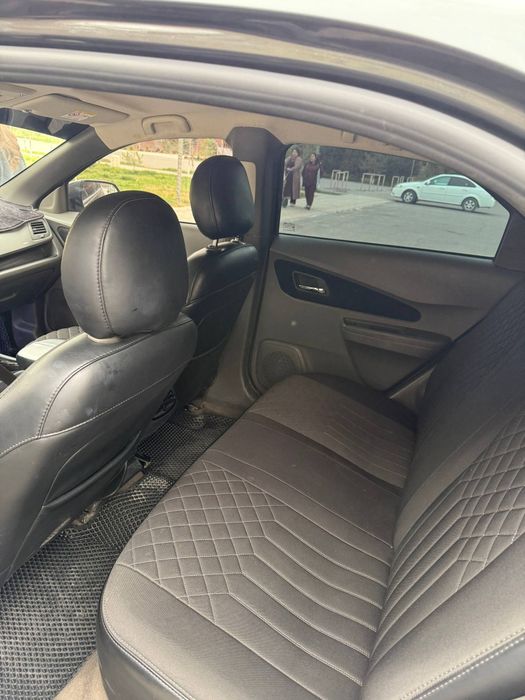 Cobalt navarot qilingan