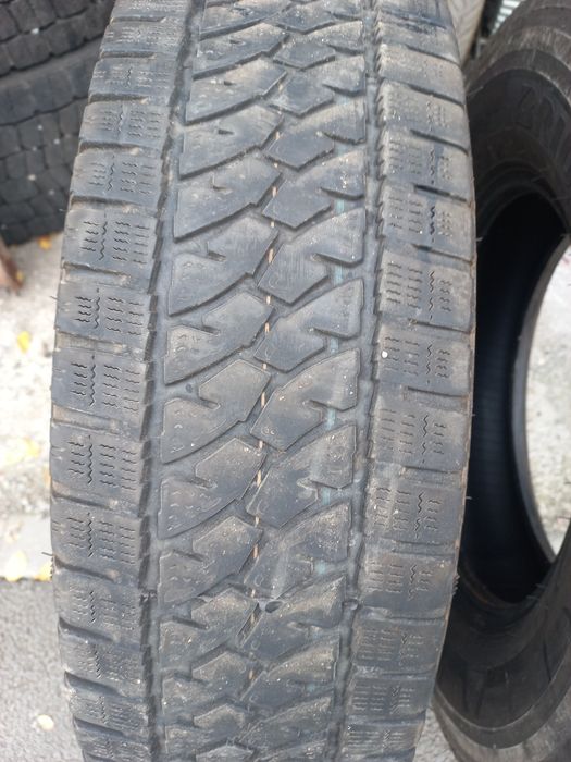 215 75 r16 c 2 bucati la 300 lei