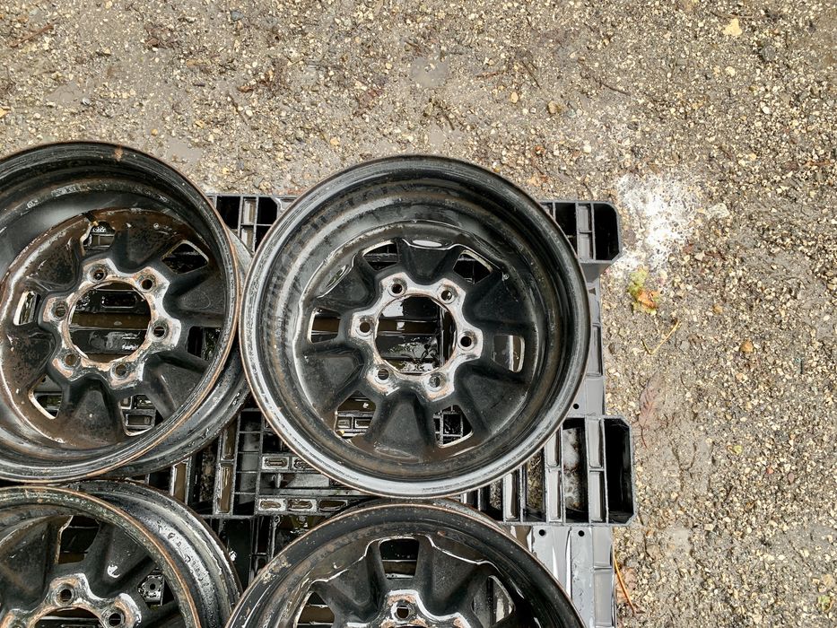 4бр.Оригинални железни джанти 15цола 6x139.7 за Toyota Hilux,Hiace