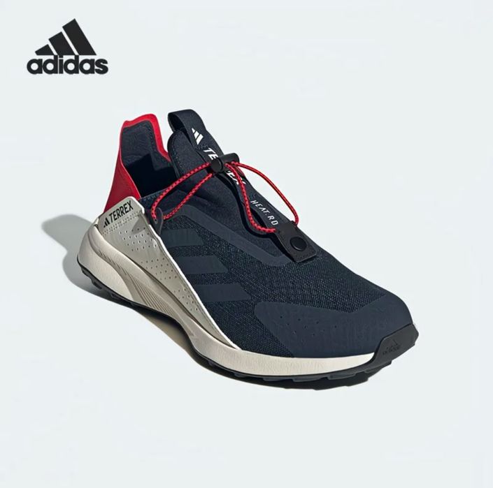 Кроссовки adidas оригинальные