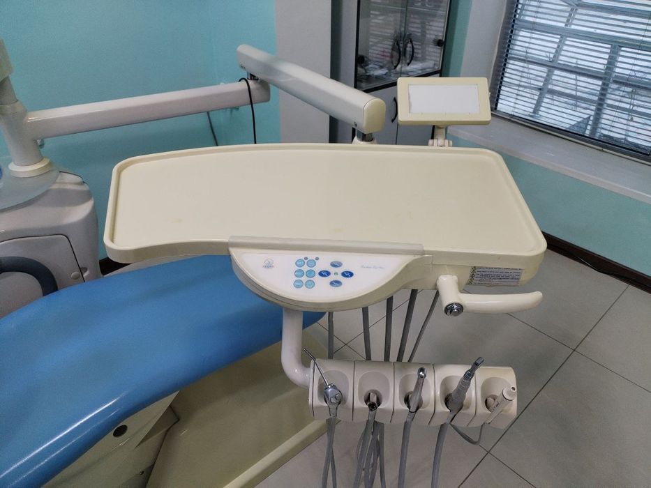Продается стоматологическое кресло