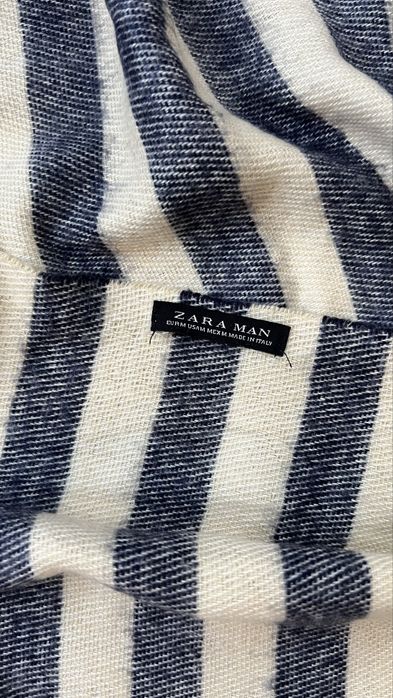 Шал ZARA на бяло и синьо райе