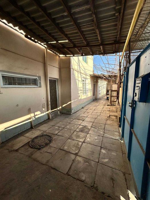 Срочно сдается дом 4 комнаты,1 сотка,Азербайджанский центр.