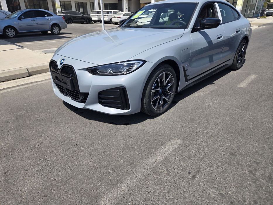 Bmw i4, 40L Msport Germaniya  2024  0 probeg 625 km zapas xod