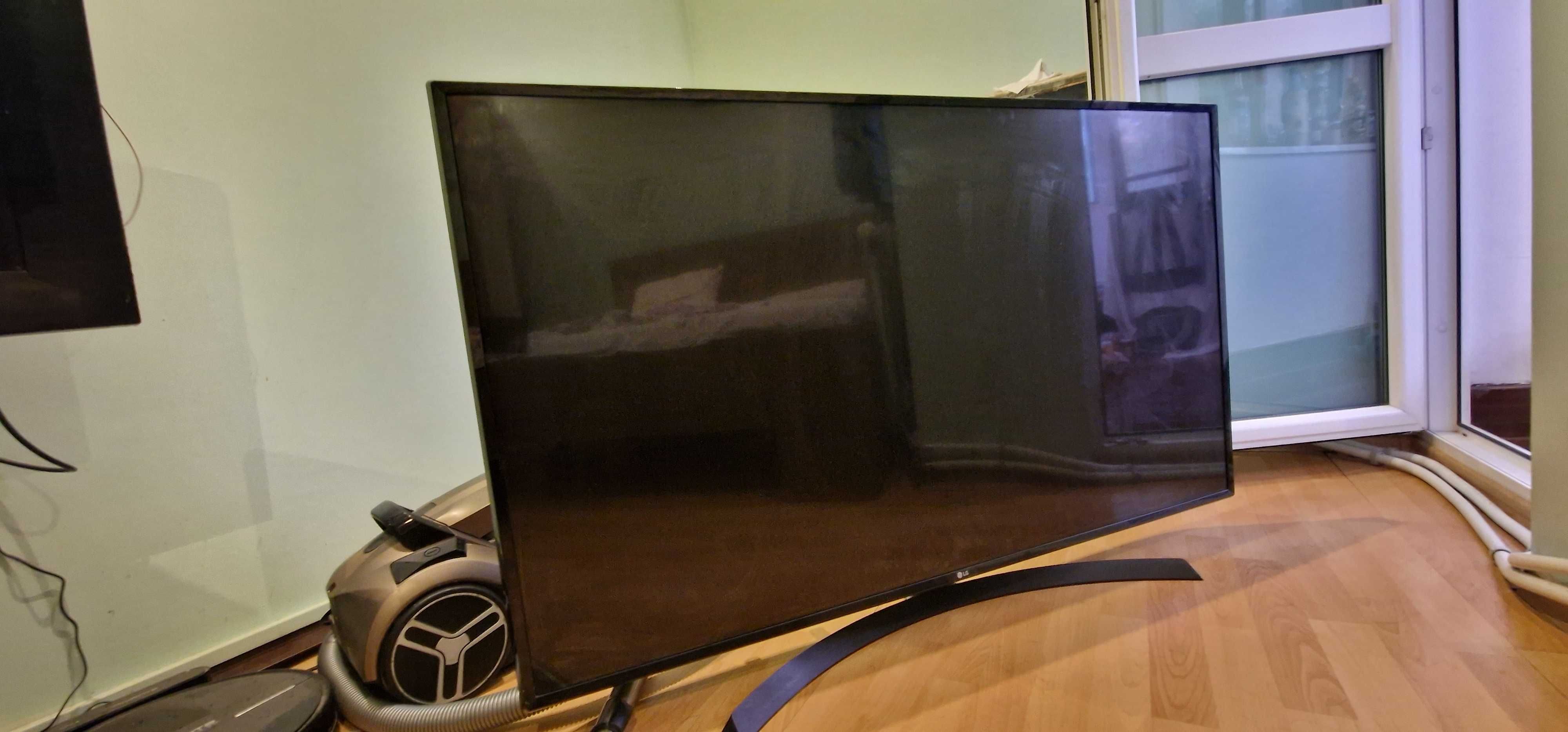 Телевизор LG 55 инча