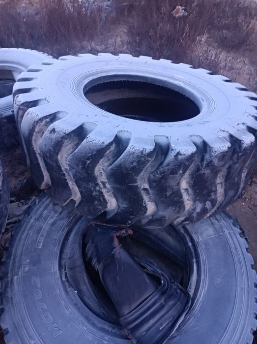 Продаются колёса от погрузчика и колёса от Камаза в нормаль состоянии