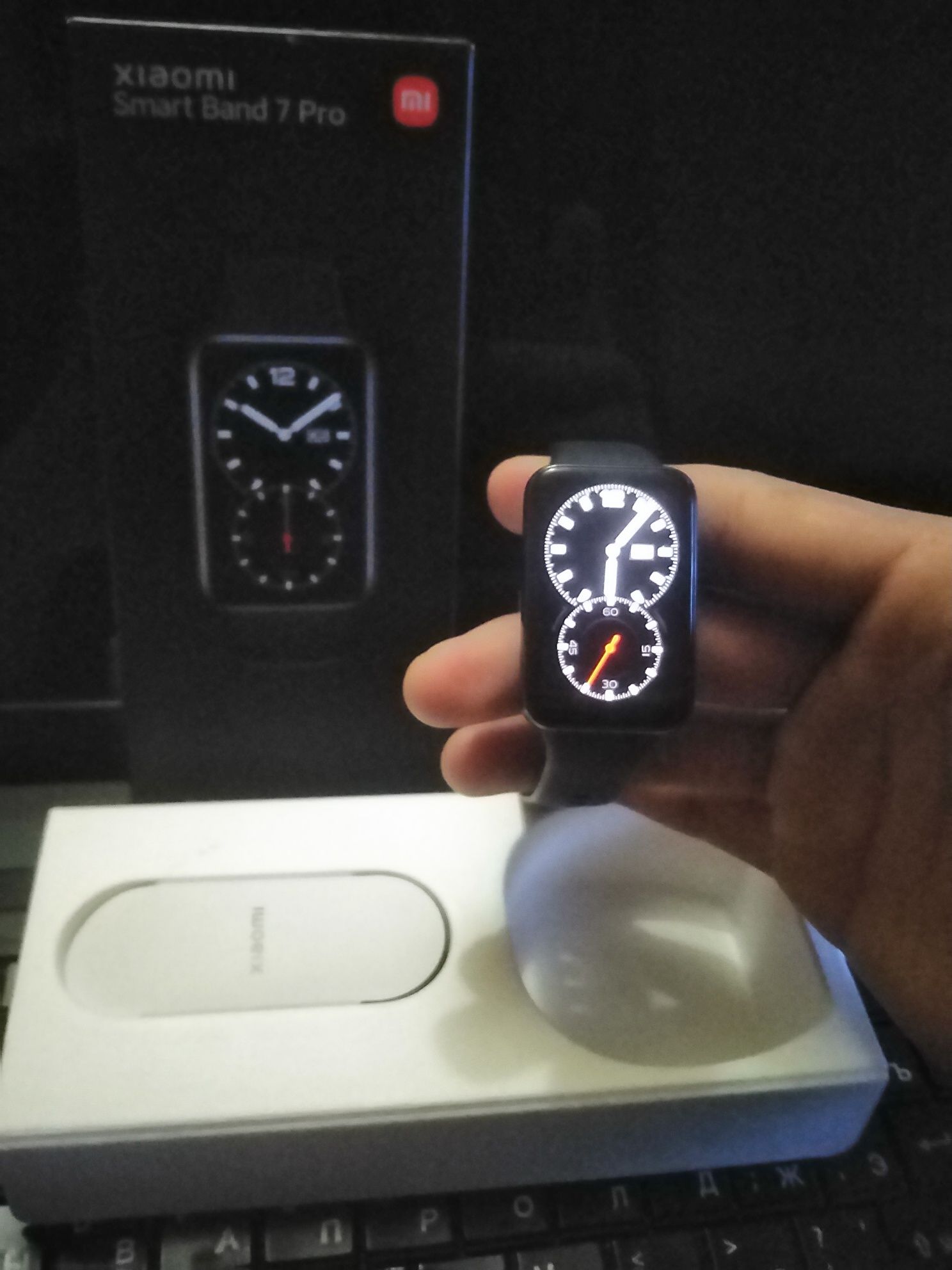 XIAOMI SMART BAND 7 PRO 
Zaryadi bor polniy kom