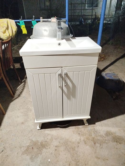 Rakovina tumbasi bilan sotiladi