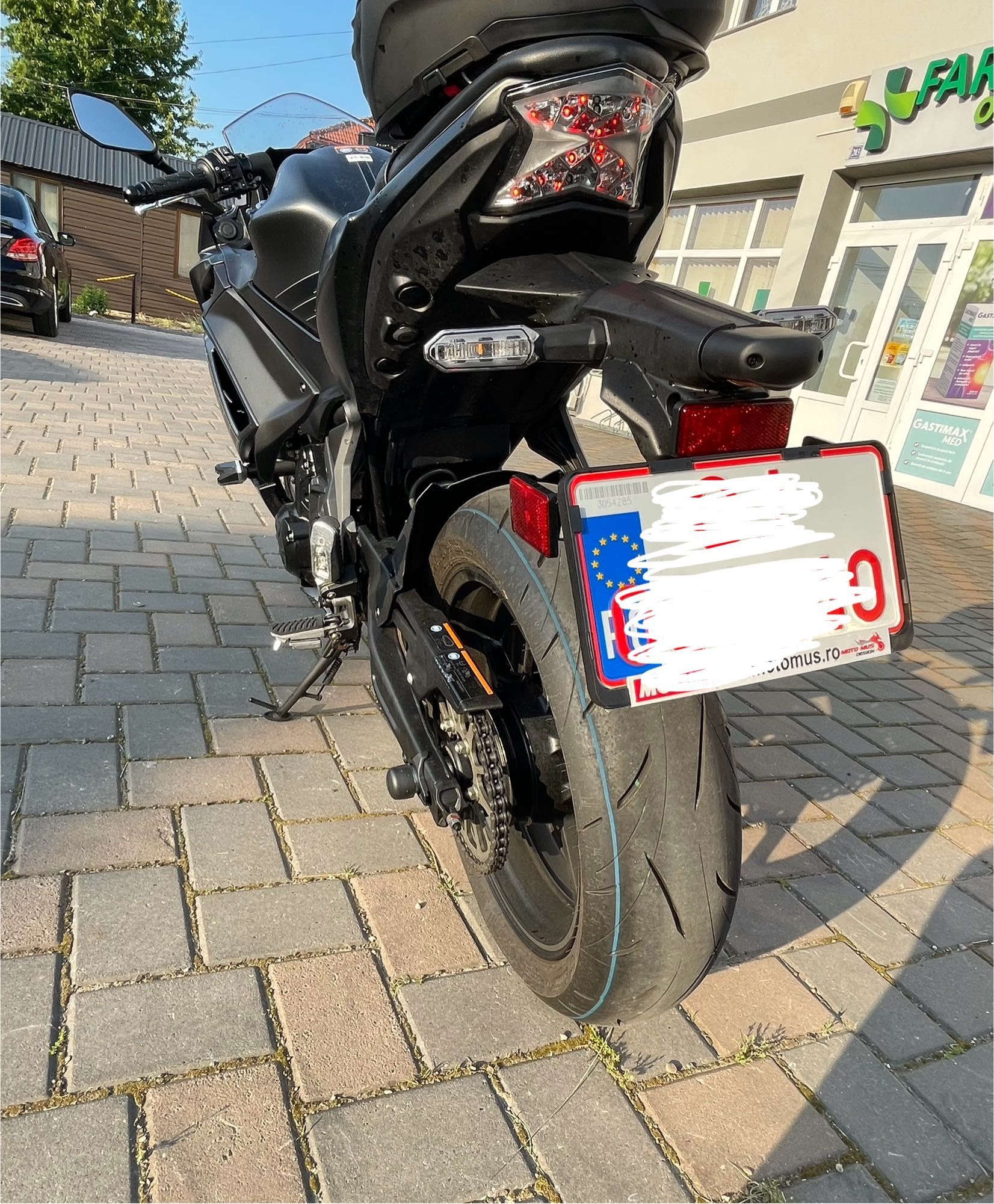 Kawasaki Ninja 650 Black Metallic –2025 Doar 1.180 km | Garanție 2 ani