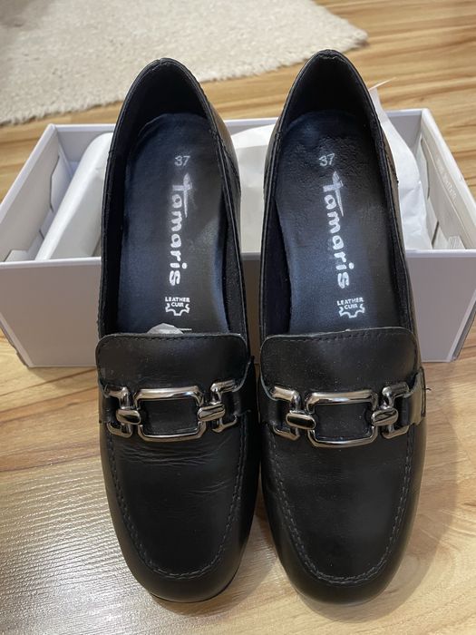 Дамски обувки номер 37