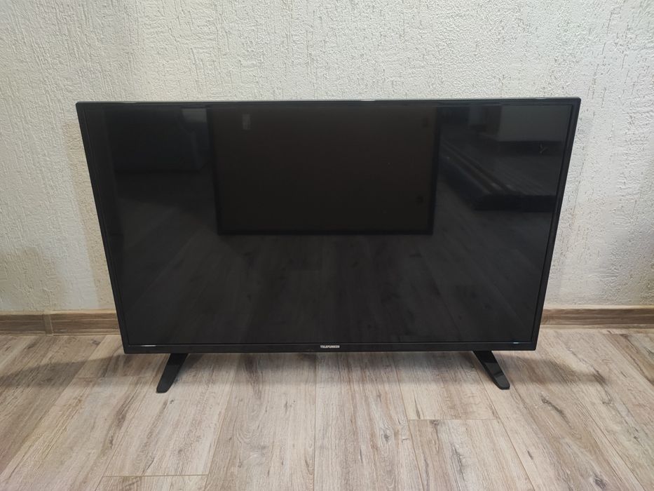 Телевизор  Telefunken 44 инча