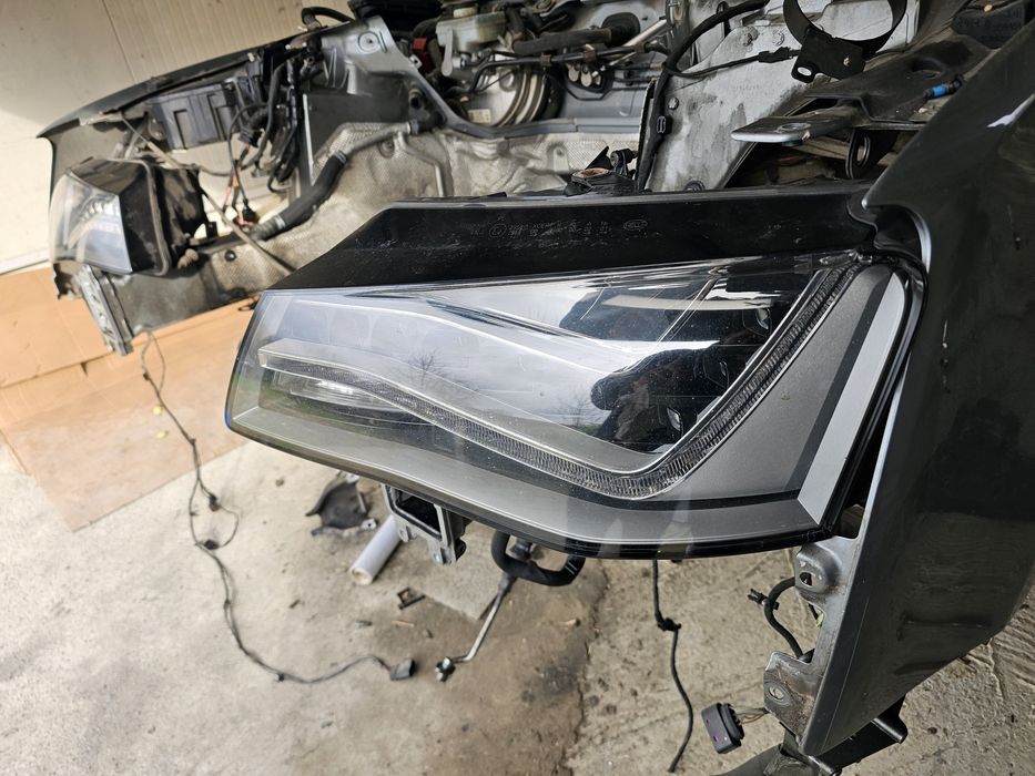 Faruri/ Far Full Led Matrix Audi A8 D4 4H