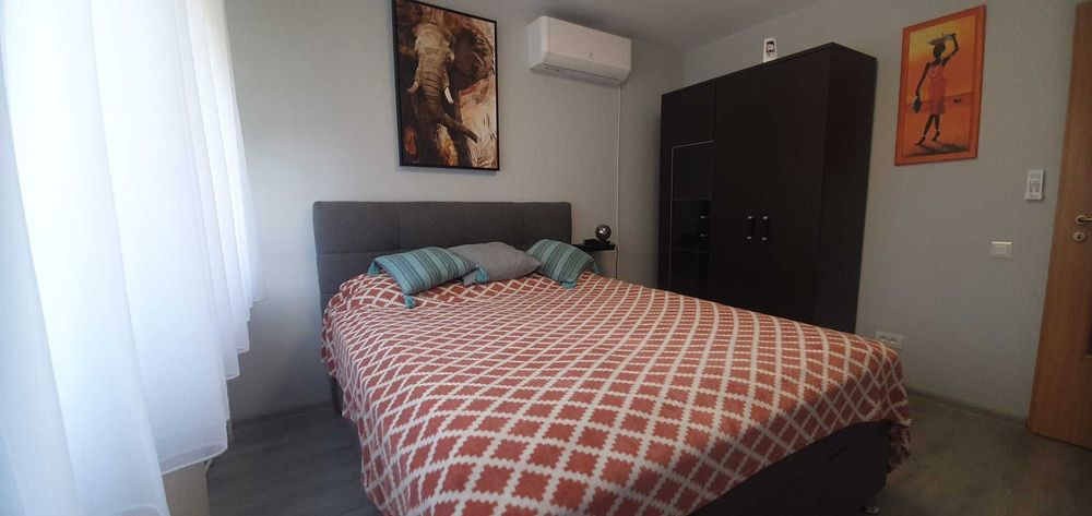 Ap 3 cam de inchiriat Iosia Oradea, parcare gratuita ,2 bai,parter