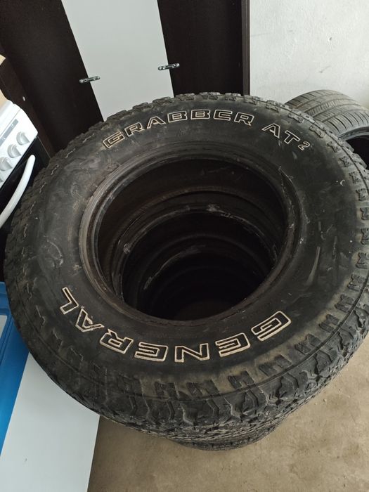 Гуми 265/70/16  31ци