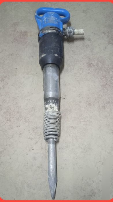 Ваздушний атбойний малаток