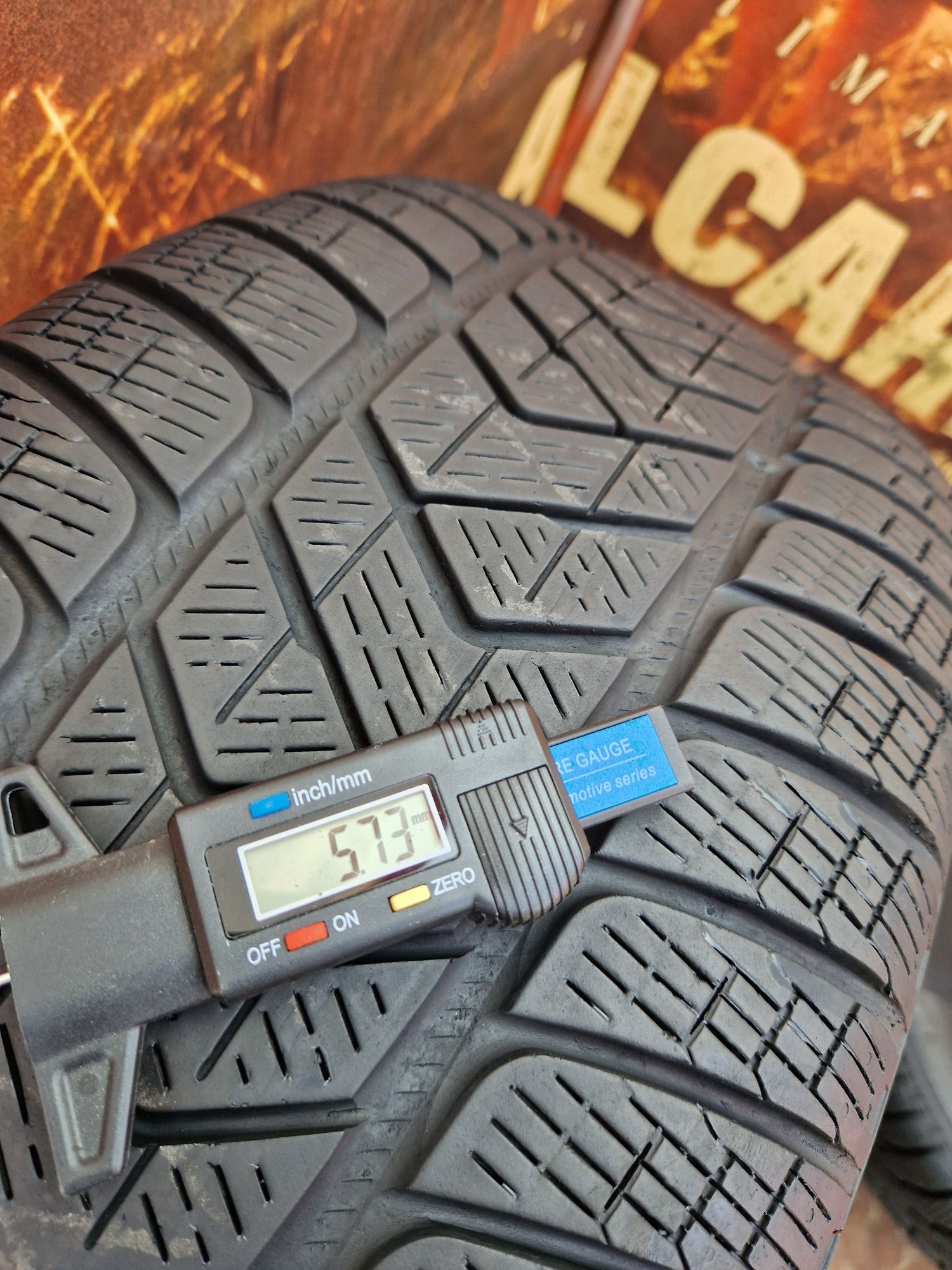 2 Anvelope Pirelli 255 60 R18 M+S