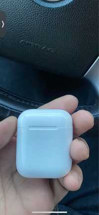 Продам наушник airpods 2 оригинал, левый.