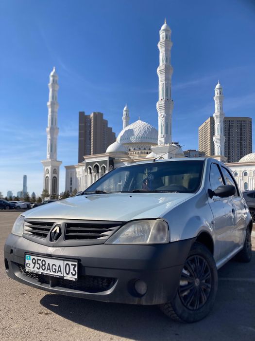 Продам машину Рено Логан