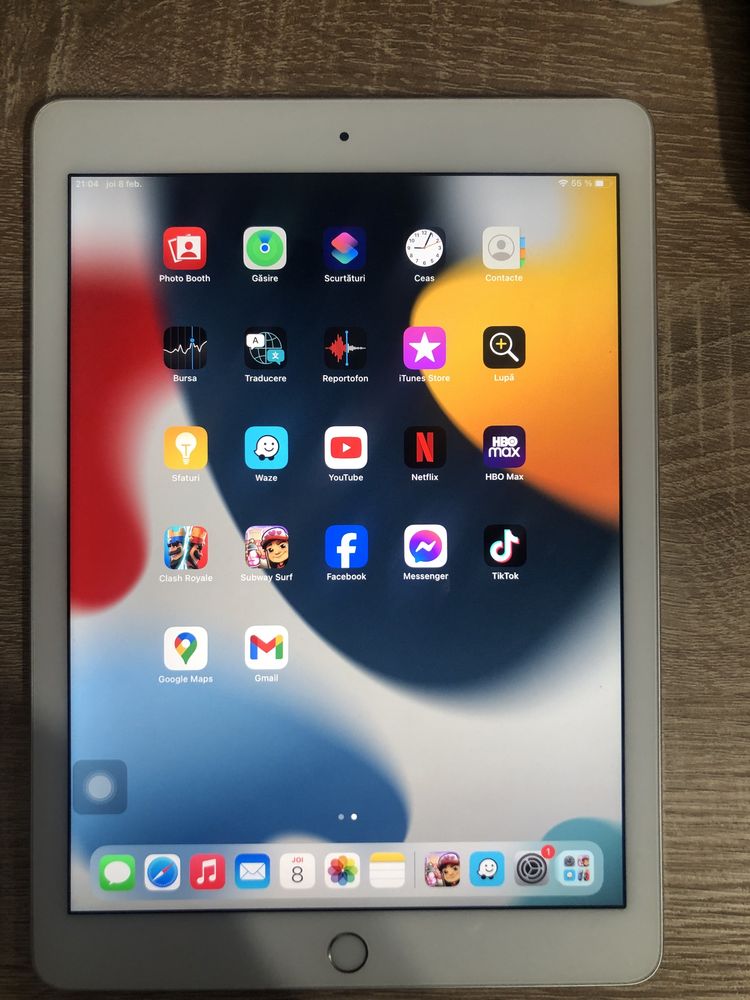 Vand sau schimb cu un iphone -> iPad Air 2 de 32gb impecabila