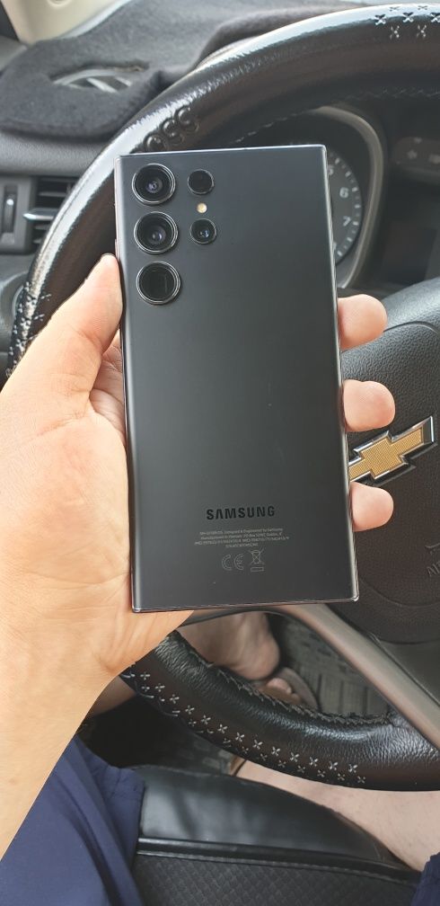 Samsung S23 ultra 12/512