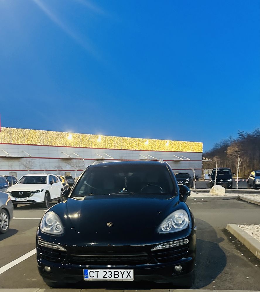 Porche cayenne impecabil an 2012