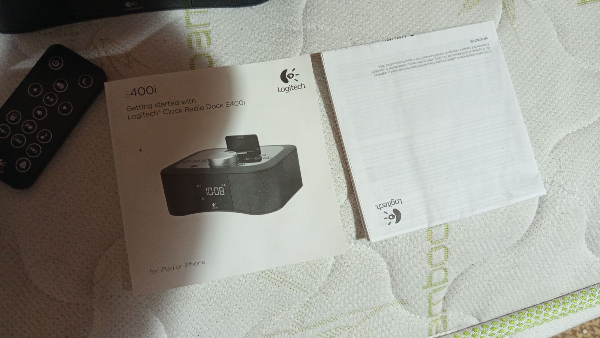 Док станция/радио часовник Logitech