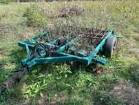 Disc agricol românesc 28 talere, hidraulic, cauciucuri bune, grape