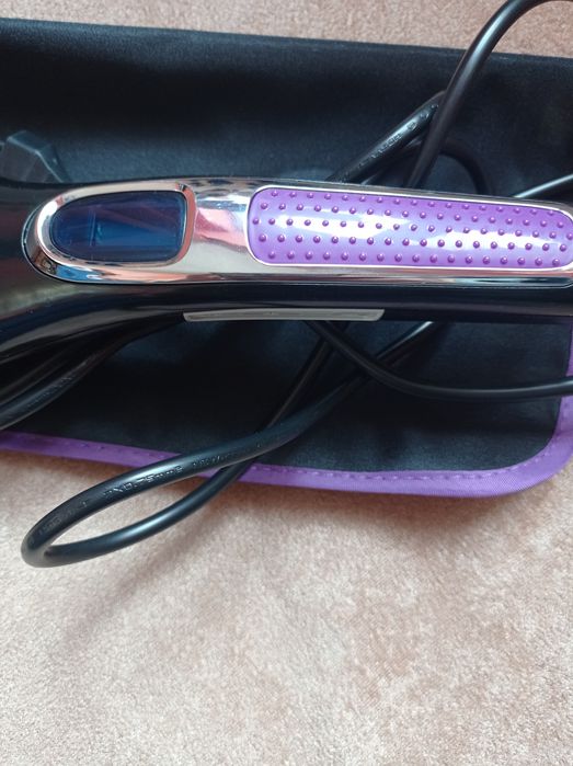 Керамична четка за изправяне на коса