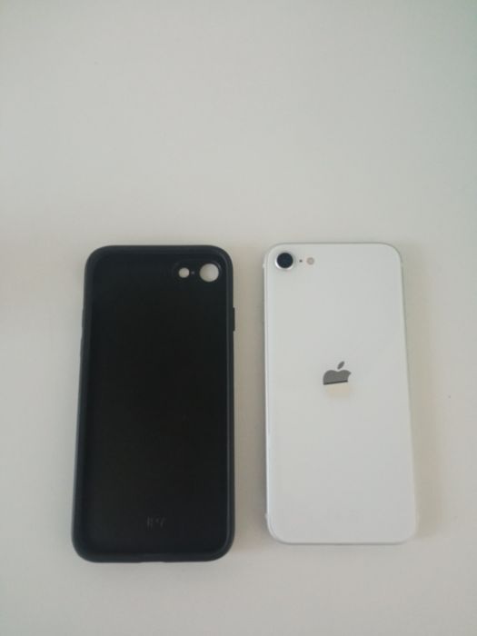 Айфон се 2020 память 128