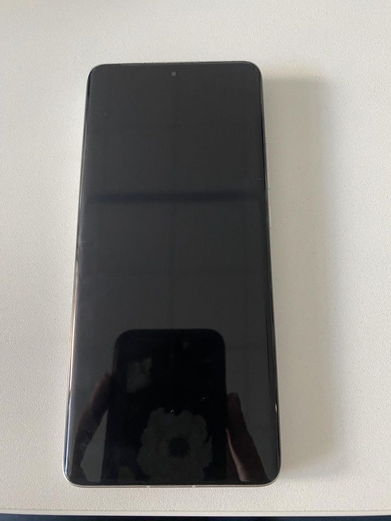 Смартфон Xiaomi 12 128GB dual sim