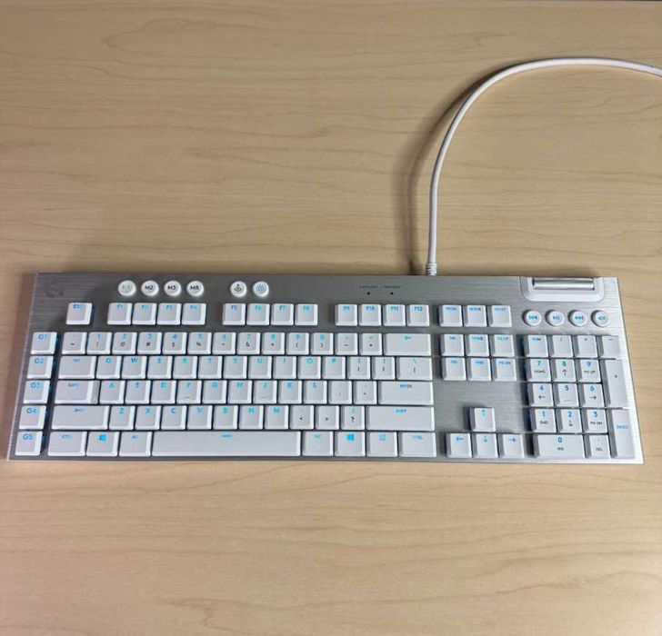 Logitech G815 LightSync