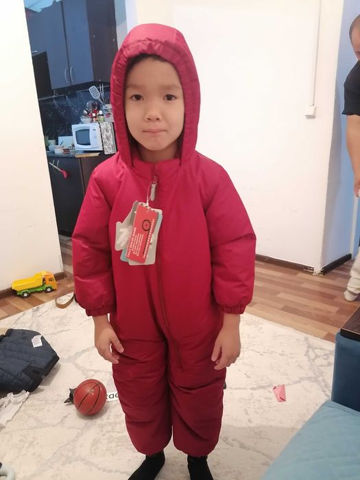 Продам комбинезон новый