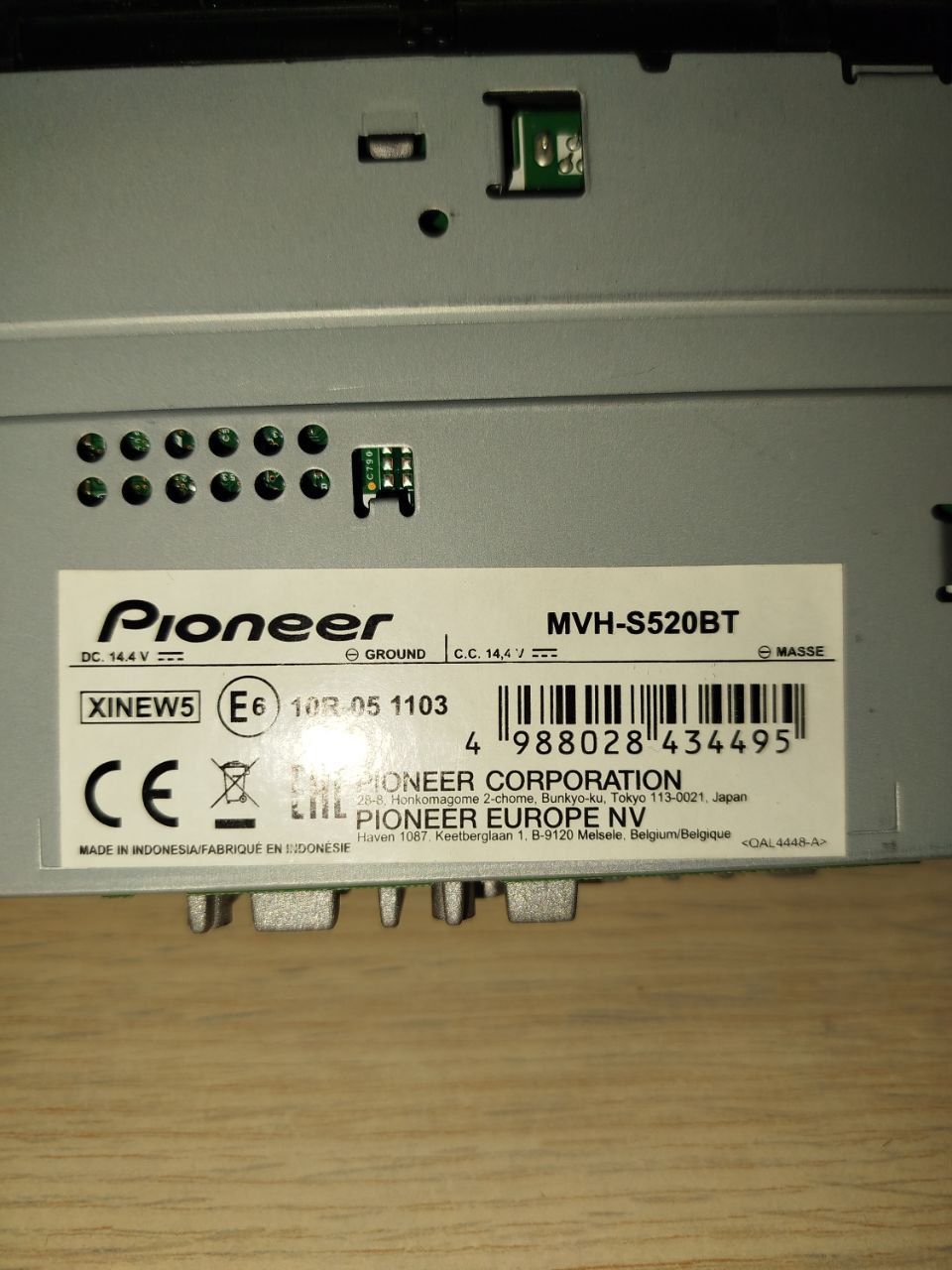 Pioneer MVH-S520BT