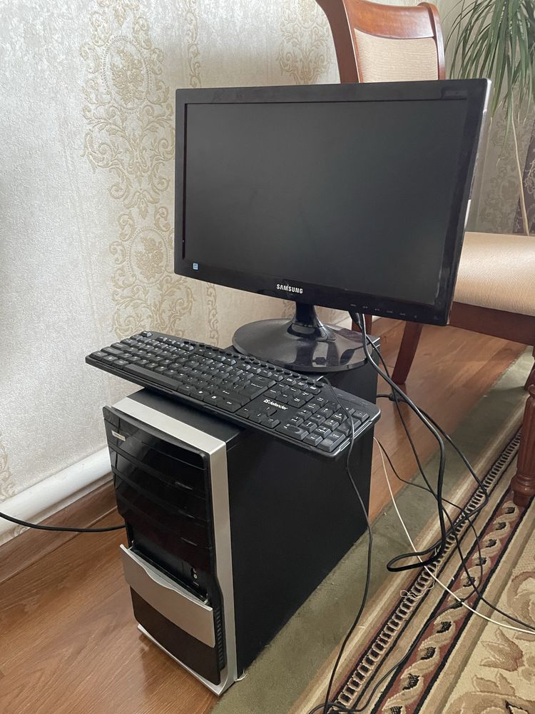 Продам компьтер с монитором