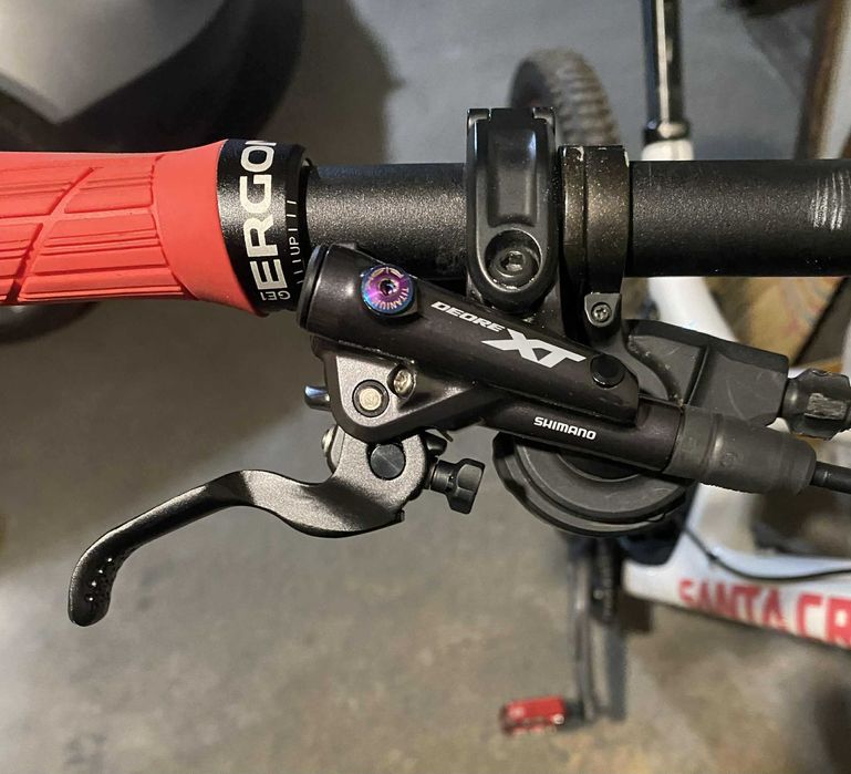 Задна спирачка Shimano Deore XT BL-M8120