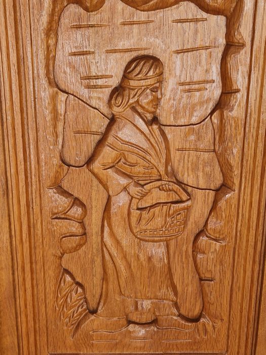 Tablou sculptat în lemn masiv