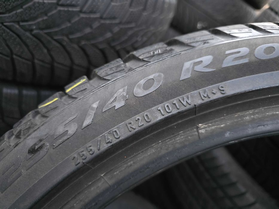 2бр Зимни гуми 255 40 20 - Pirelli - Tesla - DOT 2022