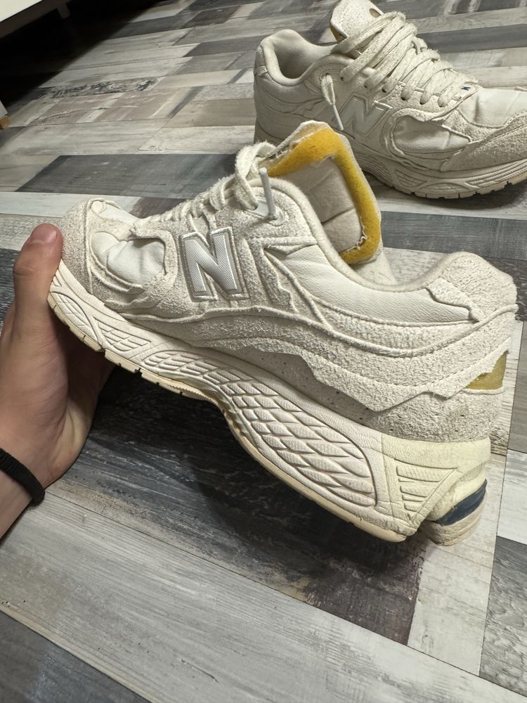 New balance 2002r protection pack