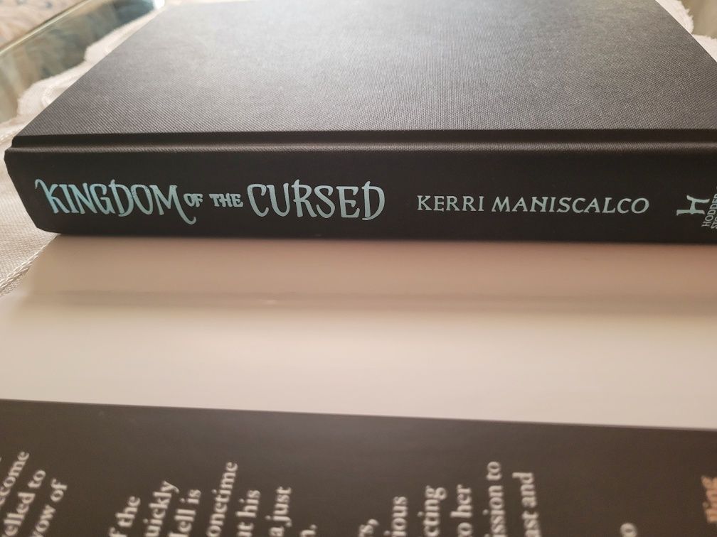 Kingdom of the cursed Kerri Maniscalco Кралството на обречените